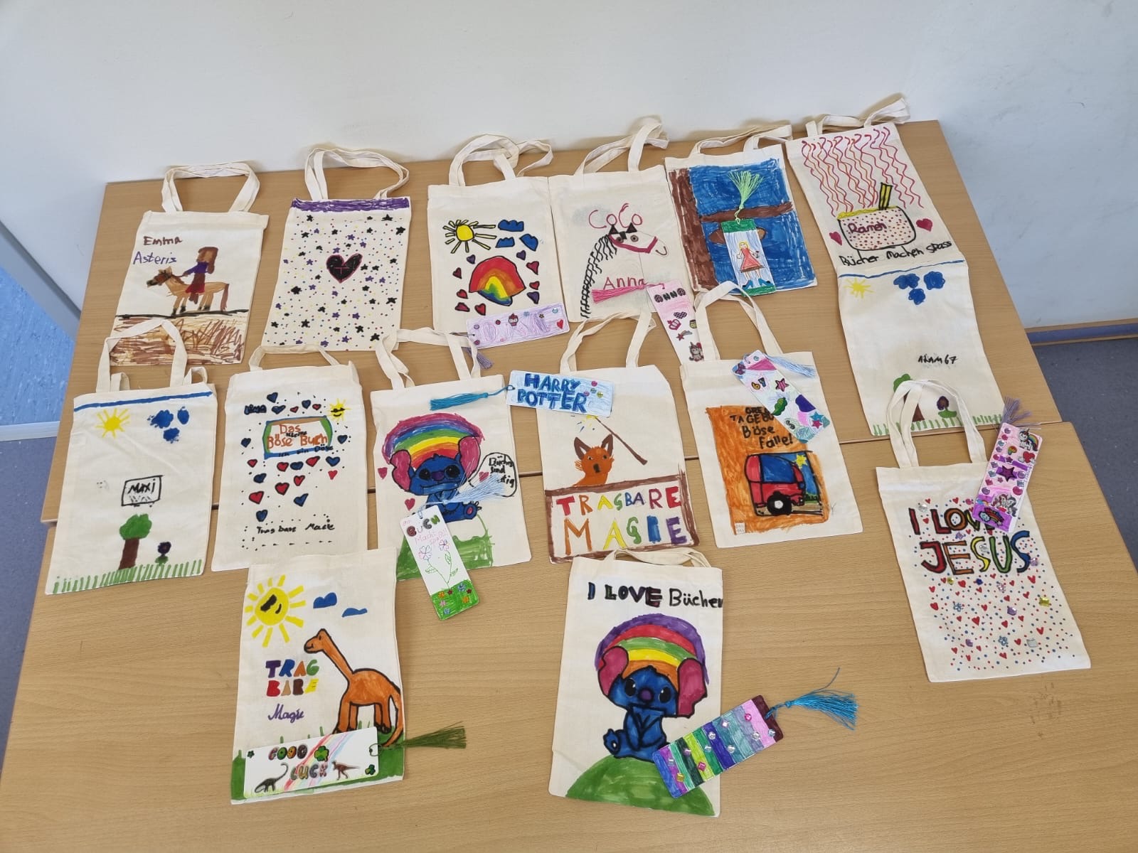 8e48646f 61ff 4c31 82f9 075410c9008d